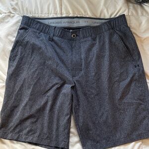 Under Armour Men's Charcoal Flat Front Shorts Golf